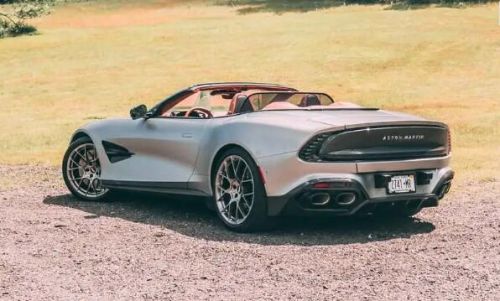 阿斯顿·马丁Vanquish Volante：挑战常规的存在