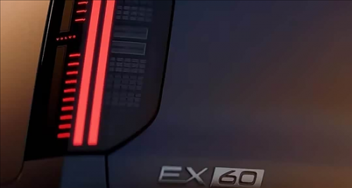 续航或超700公里 沃尔沃EX60测试谍照曝光