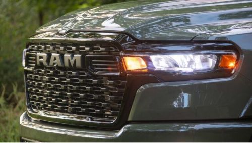 Ram品牌将于2028年推出首款SUV,提供燃油与插电式增程混动版本