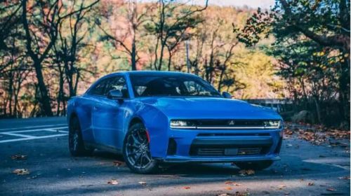 2026款道奇Charger Sixpack:一款全天候肌肉车