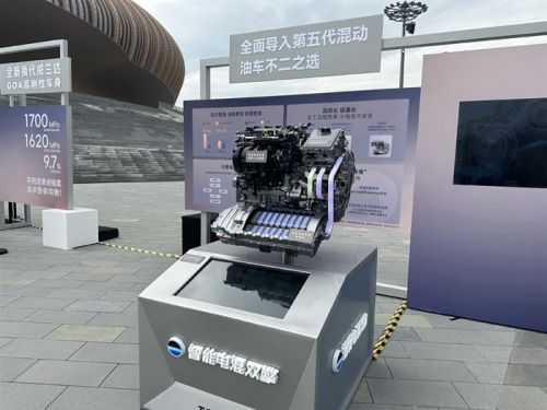 丰田首款域控燃油SUV 全新换代威兰达上市 超配换购价15.98万起