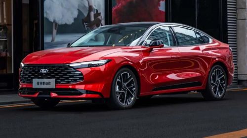 福特最后一款常规轿车将于2026年迎来改款