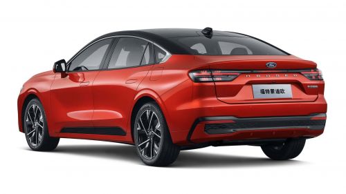 福特最后一款常规轿车将于2026年迎来改款