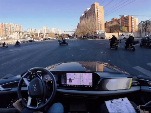 燃油车的智驾,真的能用吗?一汽奥迪A5L智驾实测