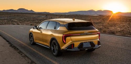 2026款起亚K4两厢版售价公布 高于三厢版/低于本田思域