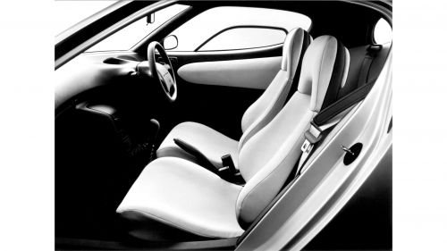 丰田曾打造过一款重量不足千磅的双门跑车