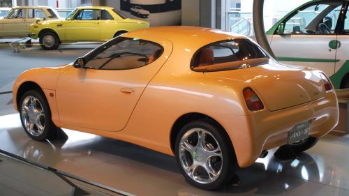 丰田曾打造过一款重量不足千磅的双门跑车