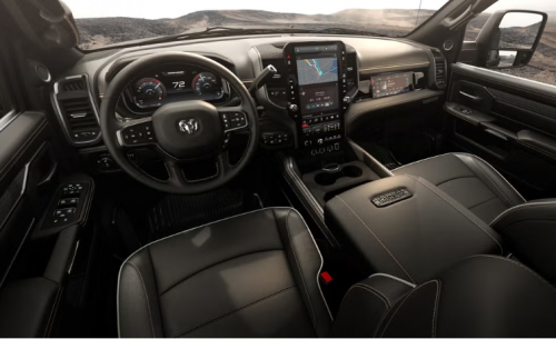 2027款道奇公羊霸王龙终搭康明斯柴油发动机，扭矩表现堪称强悍