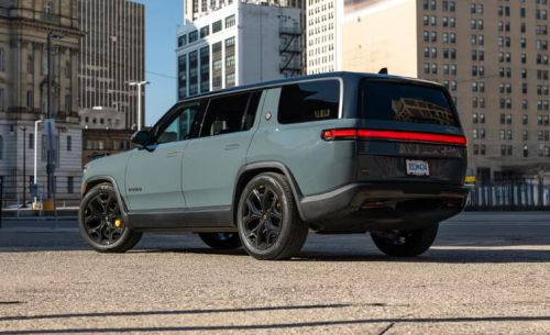 Rivian因售后维修操作不当问题召回19,641辆R1系列车型