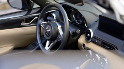 2026款马自达经典跑车依旧性价比出众