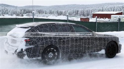 有望2027年上市 新款宝马M5旅行版谍照曝光