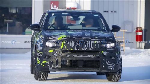 外观小改动 新款Jeep Avenger谍照曝光