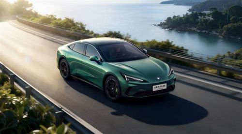 智驾小蓝灯暗藏玄机！极狐全新阿尔法S5官图发布，3月1日开启预售