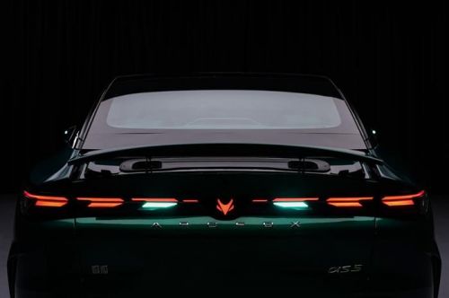 智驾小蓝灯暗藏玄机！极狐全新阿尔法S5官图发布，3月1日开启预售