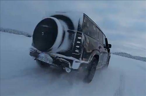 预计北京车展发布 吉利银河战舰官方谍照