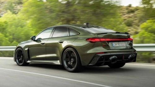 奥迪从未考虑为RS5搭载四缸发动机：“一秒都没有”