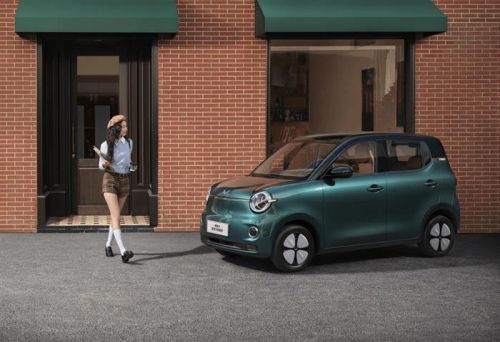 第五代宏光MINIEV正式开启预订!携手奶龙玩转出行新乐趣