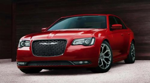 斯特兰蒂斯设计总监：越来越多消费者「点名要轿车」