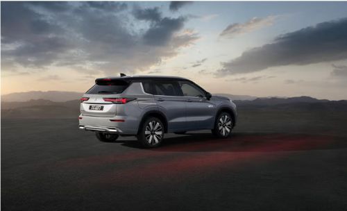 2026款三菱欧蓝德PHEV起售价仍低于4.5万美元