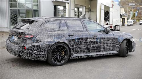 小改款宝马M5谍照曝光 搭载V8插混系统