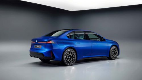 宝马i3正式发布：463马力，续航440英里