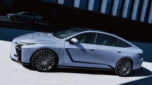 雷克萨斯ES纯电版正式上市,续航307英里