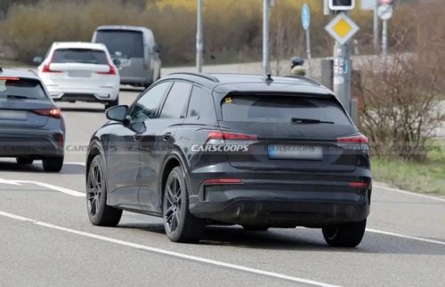 内饰采用三联屏 新款奥迪Q4 e-tron谍照曝光