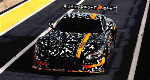 全新梅赛德斯-AMG GT3赛车及公路车官方谍照