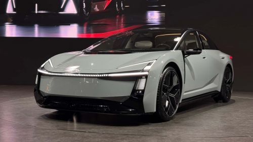 “很多地区离不开燃油车”:丰田道出行业现实