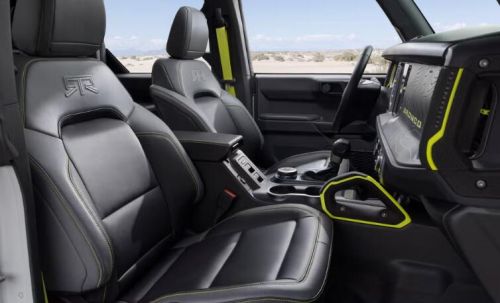 福特终于揭晓2027款Bronco RTR吸睛内饰