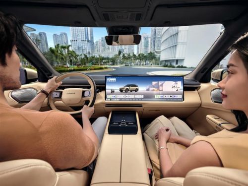 全尺寸旗舰大五座 SUV 领克900旗舰大五座上市 限时置换价25.48万元起