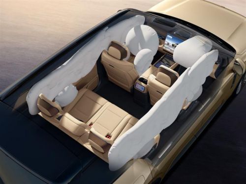 全尺寸旗舰大五座 SUV 领克900旗舰大五座上市 限时置换价25.48万元起