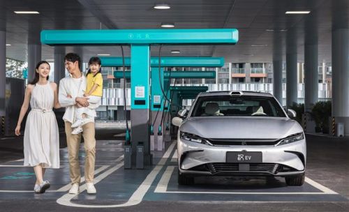 闪充加持 705公里超长续航 比亚迪汉EV闪充版上市售17.98万元起