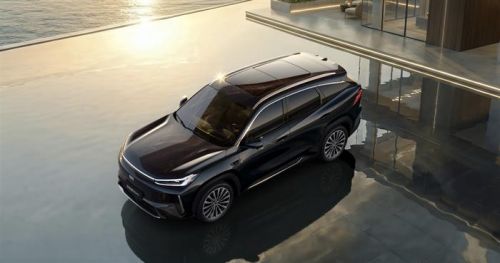 综合续航1730km 吉利银河M7远航家限时售价10.98万起