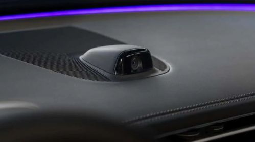 外媒：你的汽车或将全面监控你在驾驶位上的所有行为