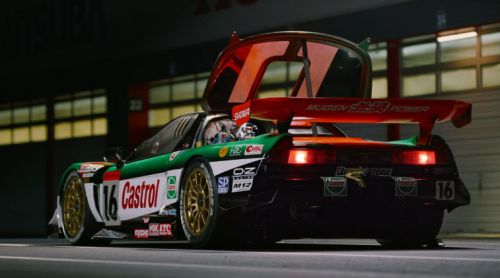 聆听本田史上声浪最磅礴的赛车引擎，嘶吼出战吼