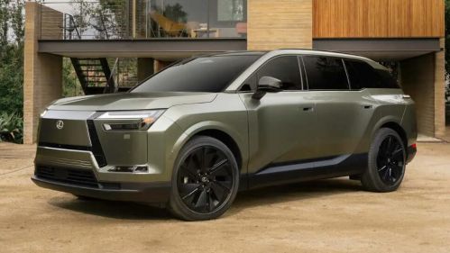 雷克萨斯首发旗下首款三排纯电SUV，搭载模拟V10引擎声浪