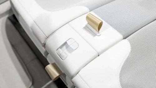 全新Smart#2采用连体长椅式座椅设计