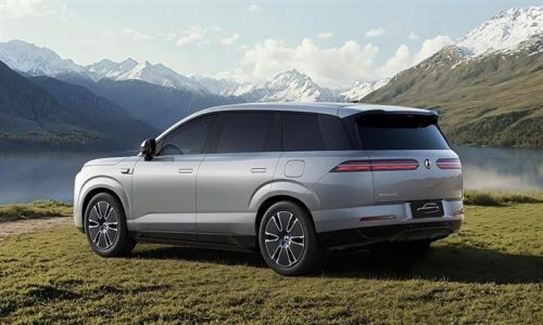 800V闪充+1550km续航 腾势N8L闪充版上市售31.98万起