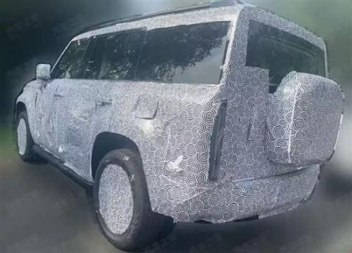 还原概念车 曝北京越野城市猎人量产版谍照