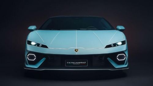 兰博基尼Temerario专属定制双车:手绘线条美学设计